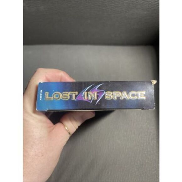 Lost In Space (VHS, 1999) Gary Oldman Matt LeBlanc Heather Graham 2058 Jupiter - Picture 5 of 7